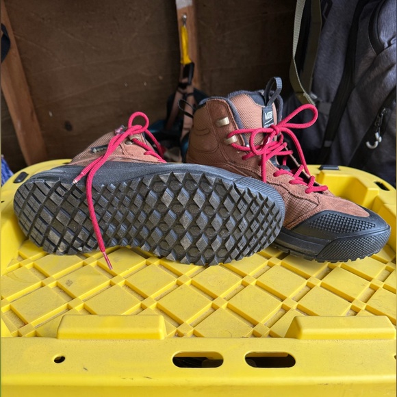 Vans MTE Ultra Range Boot - Picture 2 of 3